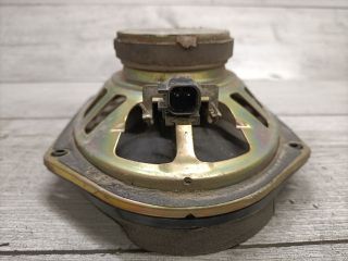 bontott FORD FOCUS I Jobb hátsó Hangszóró