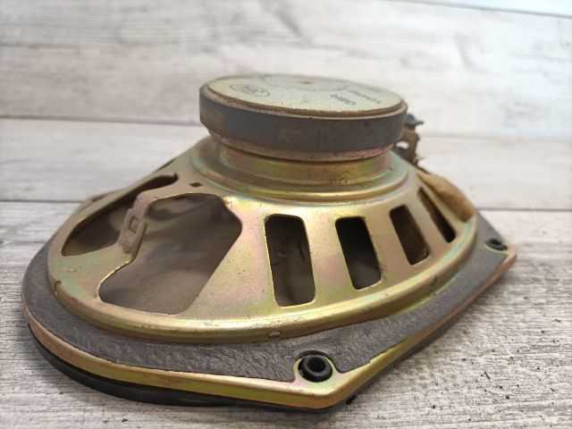 bontott FORD FOCUS I Jobb hátsó Hangszóró