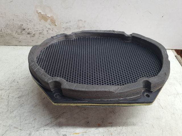 bontott FORD FOCUS I Jobb hátsó Hangszóró