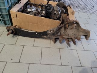 bontott FORD FOCUS I Jobb hátsó Hosszlengőkar