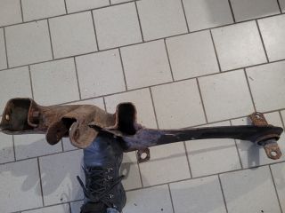 bontott FORD FOCUS I Jobb hátsó Hosszlengőkar