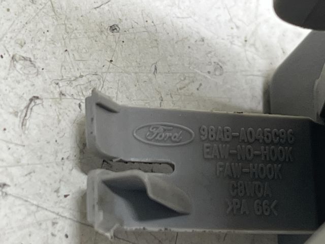 bontott FORD FOCUS I Jobb hátsó Kapaszkodó (Felső)