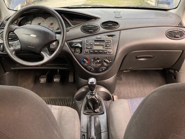 bontott FORD FOCUS I Jobb hátsó Kapaszkodó (Felső)