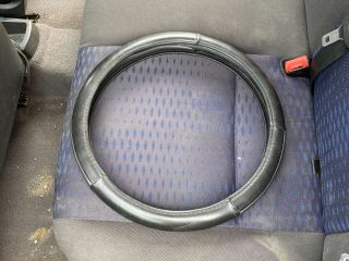 bontott FORD FOCUS I Jobb hátsó Kapaszkodó (Felső)