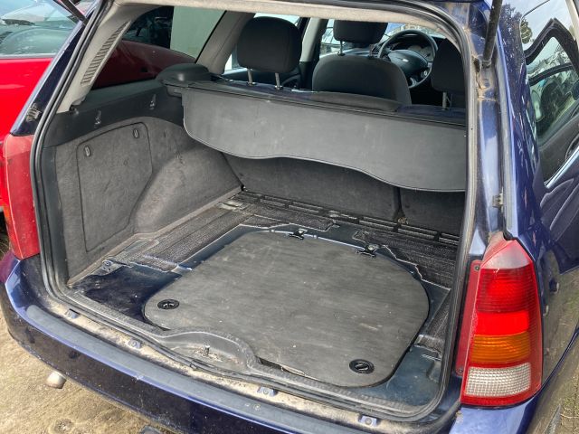 bontott FORD FOCUS I Jobb hátsó Kapaszkodó (Felső)