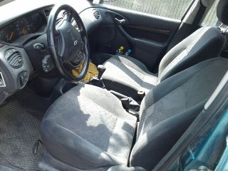 bontott FORD FOCUS I Jobb hátsó Kapaszkodó (Felső)