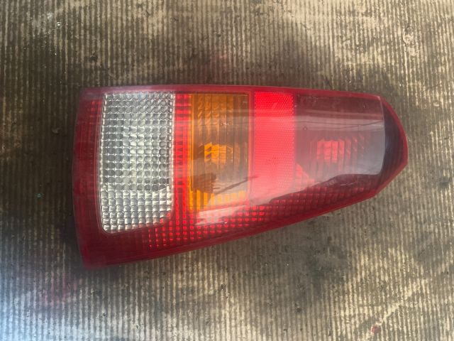 bontott FORD FOCUS I Jobb Hátsó Lámpa