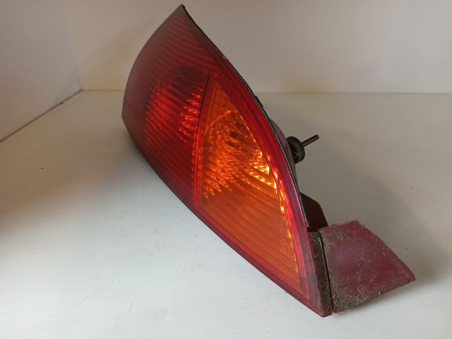 bontott FORD FOCUS I Jobb Hátsó Lámpa