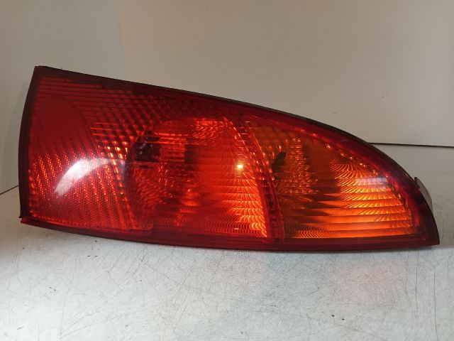 bontott FORD FOCUS I Jobb Hátsó Lámpa