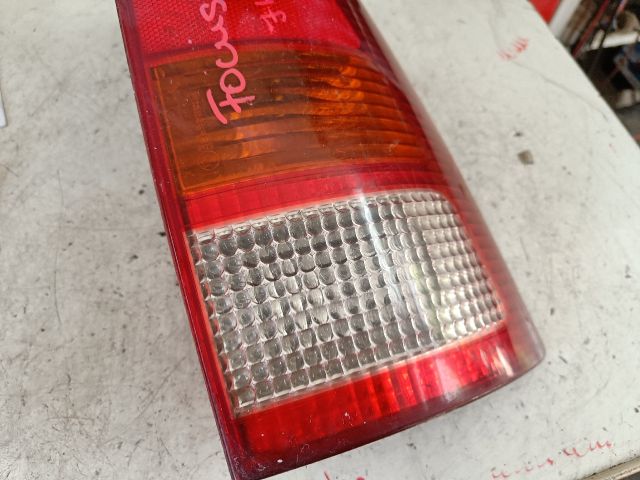 bontott FORD FOCUS I Jobb Hátsó Lámpa