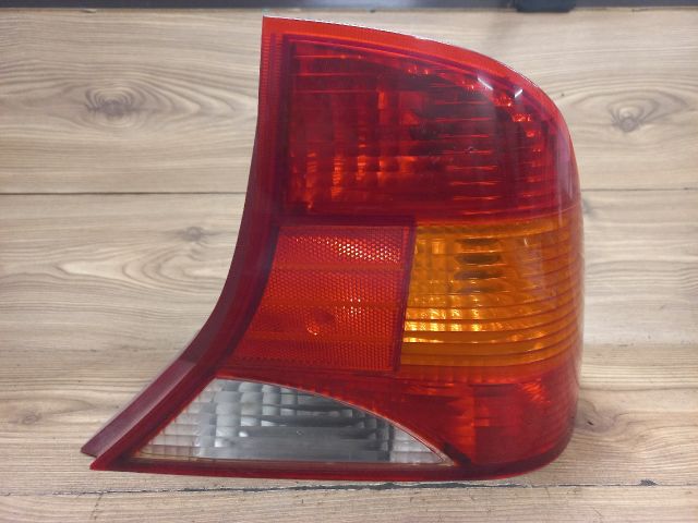 bontott FORD FOCUS I Jobb Hátsó Lámpa