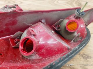 bontott FORD FOCUS I Jobb hátsó Lámpabúra