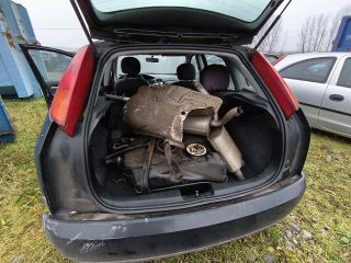 bontott FORD FOCUS I Jobb hátsó Vízlehúzó Gumicsík