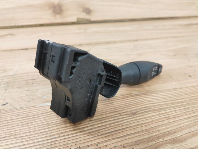 bontott FORD FOCUS I Jobb Kormánykapcsoló Ablaktörlő