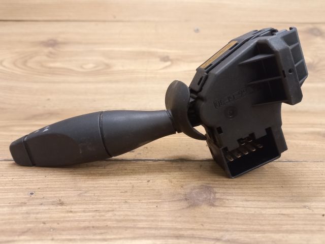 bontott FORD FOCUS I Jobb Kormánykapcsoló Ablaktörlő