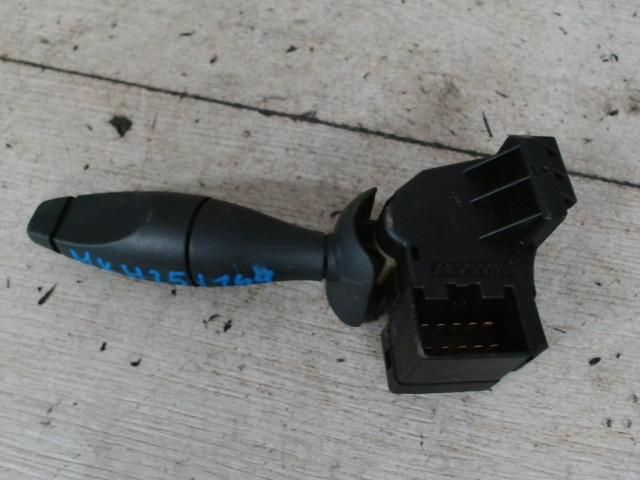 bontott FORD FOCUS I Jobb Kormánykapcsoló Ablaktörlő