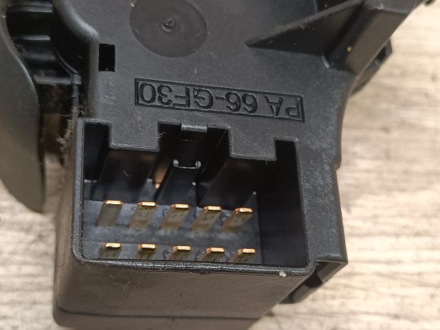 bontott FORD FOCUS I Jobb Kormánykapcsoló Ablaktörlő