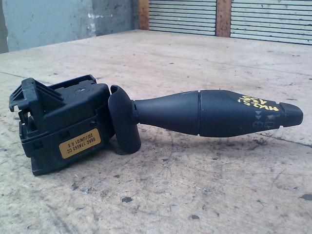 bontott FORD FOCUS I Jobb Kormánykapcsoló Ablaktörlő