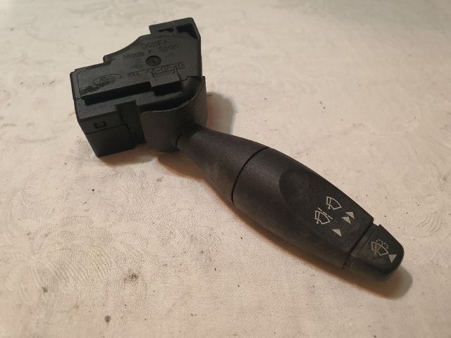 bontott FORD FOCUS I Jobb Kormánykapcsoló Ablaktörlő