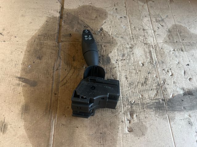 bontott FORD FOCUS I Jobb Kormánykapcsoló Ablaktörlő