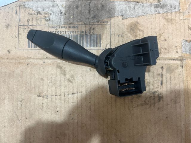 bontott FORD FOCUS I Jobb Kormánykapcsoló Ablaktörlő