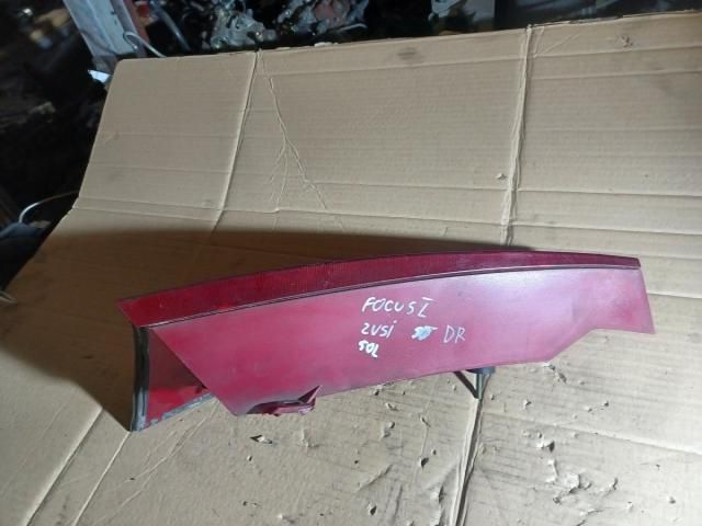 bontott FORD FOCUS I Jobb Külső Hátsó Lámpa