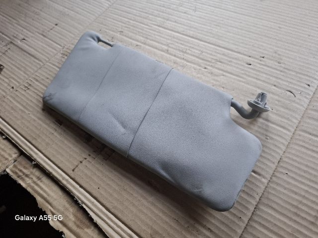 bontott FORD FOCUS I Jobb Napellenző