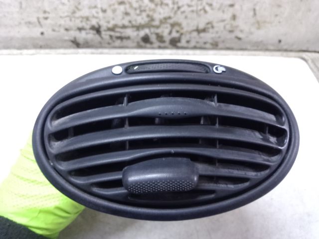 bontott FORD FOCUS I Jobb Szellőző