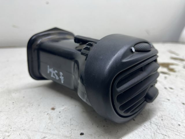 bontott FORD FOCUS I Jobb Szellőző