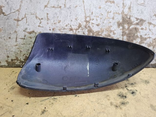 bontott FORD FOCUS I Jobb Visszapillantó Tükör Burkolat