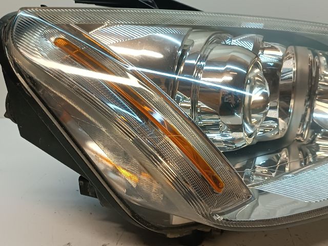 bontott FORD FOCUS I Jobb Xenon Fényszóró