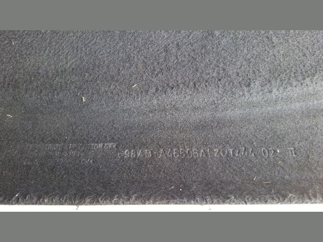 bontott FORD FOCUS I Kalaptartó