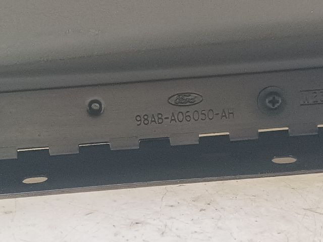 bontott FORD FOCUS I Kesztyűtartó