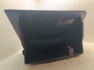 bontott FORD FOCUS I Kesztyűtartó