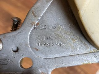 bontott FORD FOCUS I Kézifék Kar