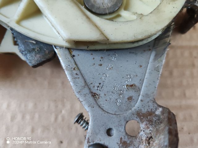 bontott FORD FOCUS I Kézifék Kar