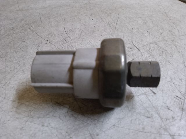 bontott FORD FOCUS I Klíma Nyomásérzékelő Kapcsoló