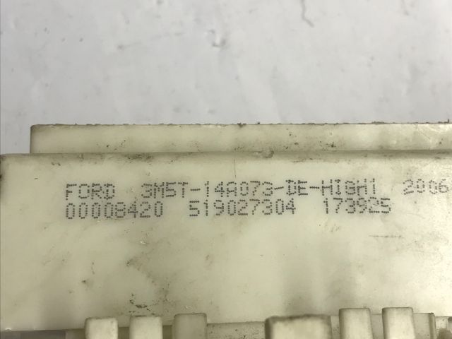 bontott FORD FOCUS I Komfort Elektronika