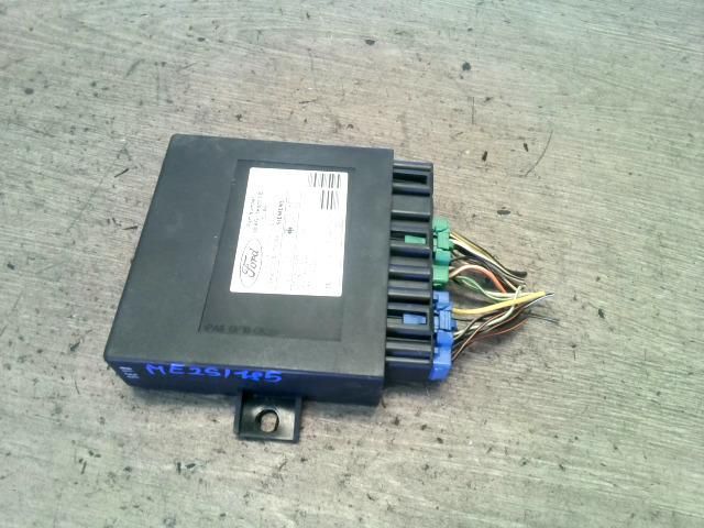 bontott FORD FOCUS I Komfort Elektronika