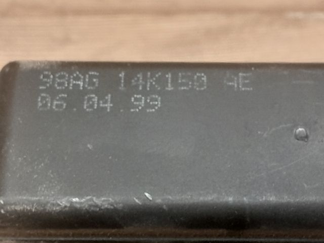 bontott FORD FOCUS I Komfort Elektronika