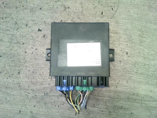 bontott FORD FOCUS I Komfort Elektronika