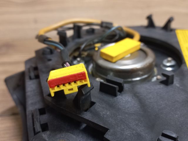 bontott FORD FOCUS I Kormánylégzsák