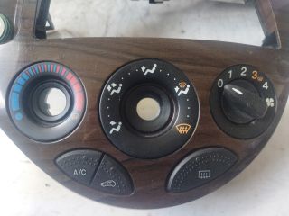 bontott FORD FOCUS I Középkonzol Keret