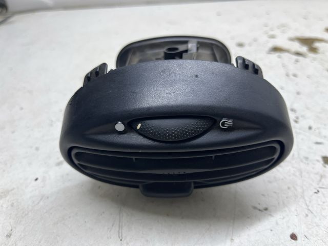 bontott FORD FOCUS I Középső Bal Szellőző