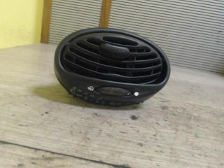 bontott FORD FOCUS I Középső Jobb Szellőző