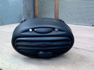 bontott FORD FOCUS I Középső Szellőző