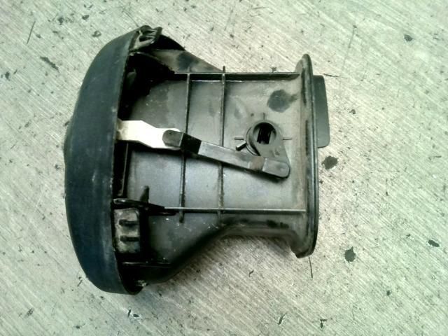 bontott FORD FOCUS I Középső Szellőző