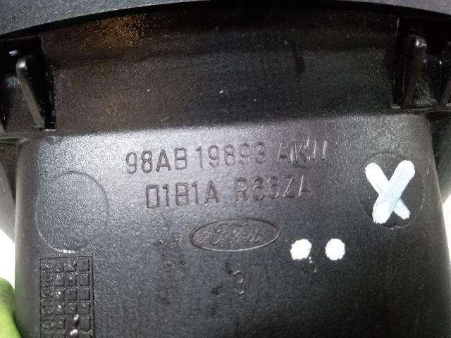 bontott FORD FOCUS I Középső Szellőző