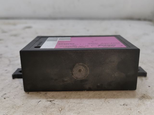 bontott FORD FOCUS I Központizár Elektronika