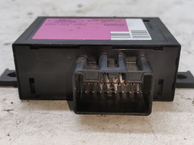 bontott FORD FOCUS I Központizár Elektronika